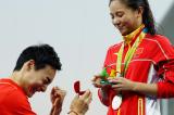 JO 2016 : la plongeuse chinoise He Zi demandée en mariage sur le podium