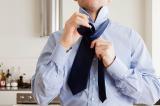 La cravate est-elle passée de mode ?