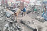 Curage des caniveaux à Kalamu: les immondices abandonnées sur la chaussée