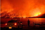 Etats-Unis : important incendie en Californie, des milliers d'évacués