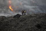 Canicule extrême en Inde, un incendie ravage une décharge de Delhi et étouffe ses habitants