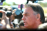 Brésil : contraint de porter un bracelet électronique, Bolsonaro dénonce une 