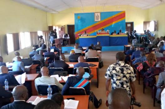 Kasaï : l’Assemblée provinciale accuse certains députés nationaux de bloquer des projets de développement