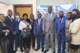 Kinshasa : le ministre des PT-NTIC visite le siège de mediacongo.net