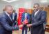 -PTNTIC : Le  Ministre Kibassa Maliba expérimente le produit 