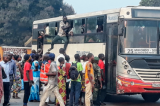 Kinshasa : les mesures de distanciation ne sont plus respectées dans le transport en commun