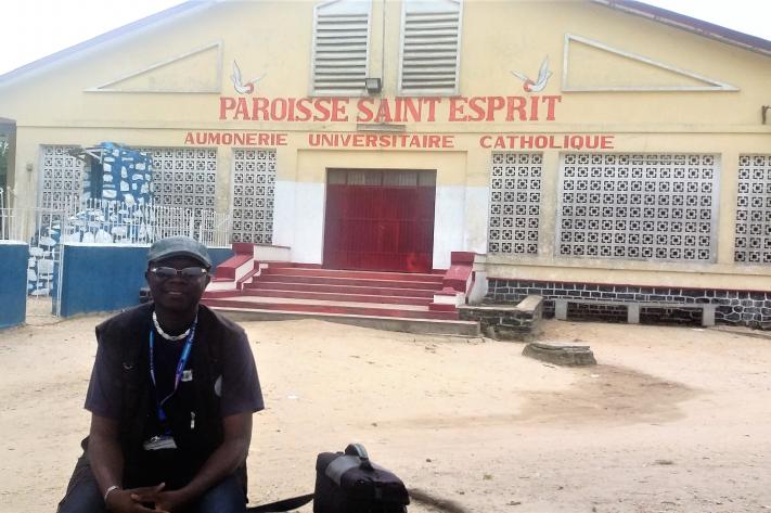 Kisangani des jeunes de la paroisse du SaintEsprit cadenassent l