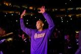 NBA: Kobe Bryant tire sa révérence avec un dernier match à 60 points