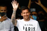 Messi est arrivé à Paris pour signer avec le PSG