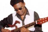 Lutumba Simaro met fin à sa carrière et entend déposer sa guitare au Musée national