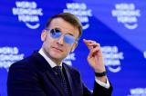 Davos: Les lunettes façon Top Gun d'Emmanuel Macron font le bonheur de son fabricant ! 