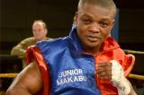 Boxe-WBC: le Congolais Junior Makabu perd par K.O face à l'Anglais Tony Bellew