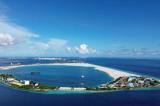 Maldives: menacées par la montée des eaux, l'archipel parie sur la réhabilitation des terres et de surélévation des îles.. que critiquent les écologistes