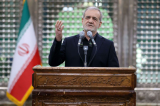 Nucléaire : le président iranien « ordonne » d'entamer des pourparlers avec les États-Unis