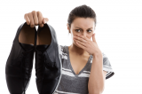 5 astuces pour éliminer les mauvaises odeurs de vos chaussures