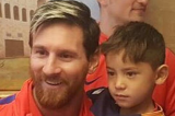 Murtaza Ahmadi, le petit garçon avec son maillot de Messi en plastique, a finalement rencontré son idole