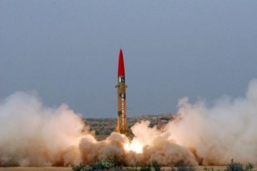 Le Pakistan a fait un essai de tir de missile sur fond de tensions avec l'Inde