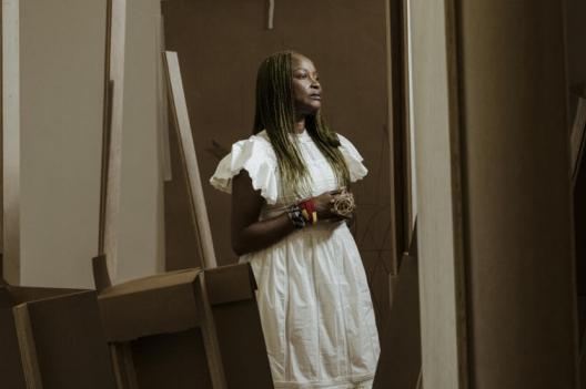 Mort de la Suisso-Camerounaise Koyo Kouoh, figure majeure de l'art contemporain africain