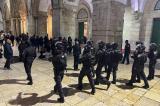 Jérusalem: violences nocturnes dans la mosquée Al-Aqsa, plus de 350 arrestations