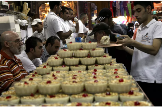 Plaisirs sucrés du Ramadan, entre spiritualité et désirs gourmands