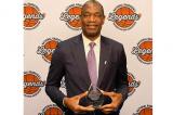 Mutombo Dikembe reçoit le prix d’«Ambassadeur mondial de NBA» aux États-Unis