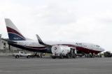 Nigeria : un homme arrêté sur les ailes d'un avion avant le décollage