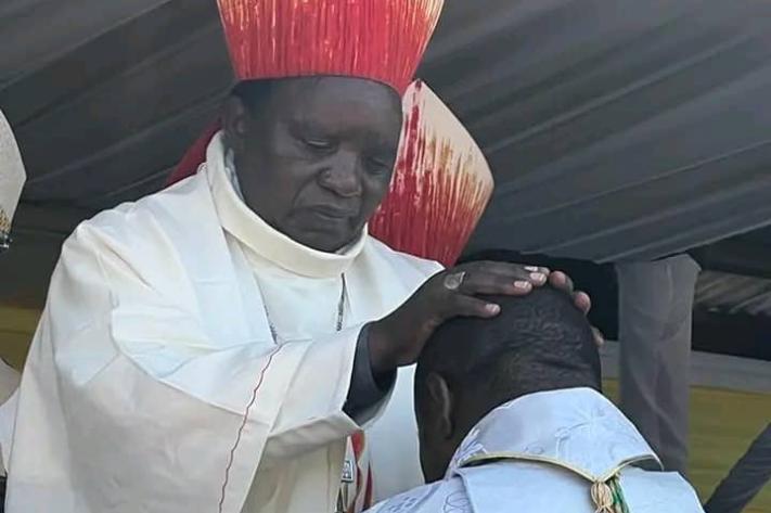 HautUele ordination épiscopale du nouvel évêque du diocèse de Dungu