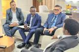 Kisangani : le gouverneur Paulin Londongolia discute avec les investisseurs du projet du marché Tshisekedi et d'un dépôt Pepsi