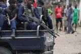 Kinshasa : des armes en cortège, des questions en rafale
