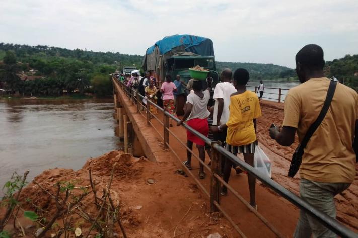 Kikwit le pont Kwilu en danger, la Voix des sans voix dénonce l