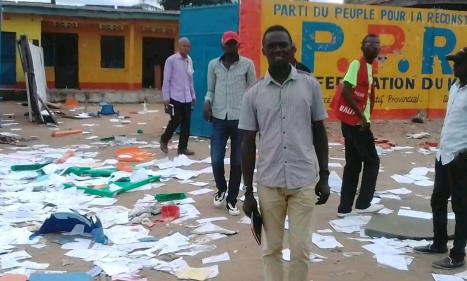 Infos congo - Actualités Congo - -Violences électorales à Tshikapa : deux morts, plusieurs blessés et siège du PPRD saccagé