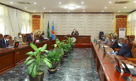 Infos congo - Actualités Congo - -COVID-19: le comité de riposte élargi aux services de sécurité s’est réuni ce samedi...
