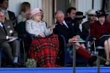 A 91 ans, la reine Elizabeth II passe peu à peu le relais à son fils