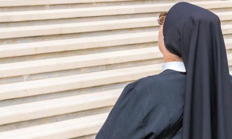 Infos congo - Actualités Congo - -France: une religieuse catholique sommée d'enlever son voile dans une résidence d'hébergement...