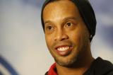 Brésil : l'ex-star du foot Ronaldinho se lance en politique