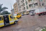 Voirie à Kinshasa : une partie de l'avenue colonel Ebeya envahit par les nids-de-poule de poules