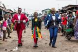 Les sapeurs du Congo transmettent leur style à une nouvelle génération