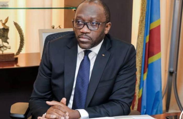 Info Congo - Actualité Congo -  - -Prétendue surfacturation des forages : Nicolas Kazadi renvoie la balle à l’ancien ministre des Finances du gouvernement FCC-CACH