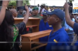 Éducation/Kinshasa : 600 bancs-pupitres remis à trois écoles de la Tshangu par le Service national