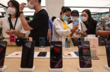 Smartphones : l'épidémie permet à Huawei de prendre à Samsung la place de numéro un mondial