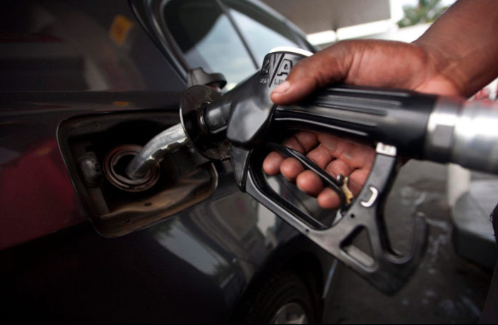 Info Congo - Actualité Congo -  - -Hausse de prix des carburants : le litre d'essence passe de 3 225 FC à 3 475 FC