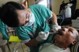 Taïwan: un fils dentiste condamné à rembourser à sa mère le coût de son éducation