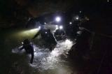 Thaïlande : les 12 enfants et leur entraîneur retrouvés sains et saufs après neuf jours dans une grotte 