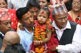 Népal : une fille de trois ans intronisée nouvelle 