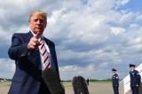 Procédure d'« impeachment » : face au scandale, Donald Trump contre-attaque