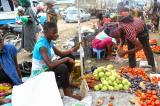 Kinshasa : les vendeurs toujours installés sur le lieu de l’accident à By-Pass