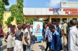 Kinshasa : vive tension à l’ISC-Gombe, les étudiants et administratifs disent non à la suspension du DG Émile Ngoy Kasongo