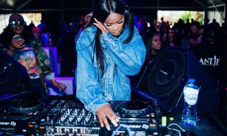Infos congo - Actualités Congo - -Zoey Hasselbank, l’une des rares DJ femmes en Belgique