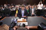 Facebook : huit moments à retenir du mea culpa de Mark Zuckerberg devant le Sénat américain