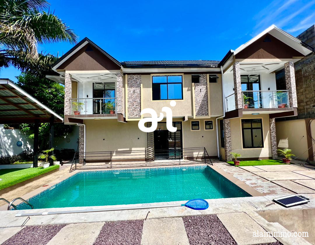 VENTE MAGNIFIQUE VILLA FLAMBANT NEUVE DE 400m² DOTÉE 4 CHAMBRES SUR